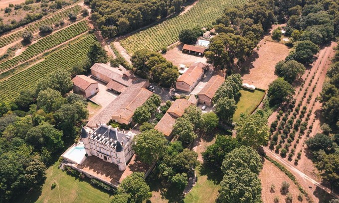 Pezenas House | Château Saint Martin de Graves
