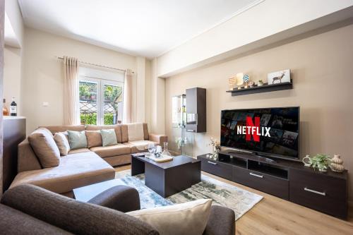 Athens City Centre Apartment | ChabbyNChill - Cozy 1BR with Spacious Balcony