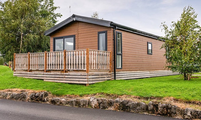 Carnforth Ski Chalet | Chalet ∙ 2 bedrooms ∙ 4 guests