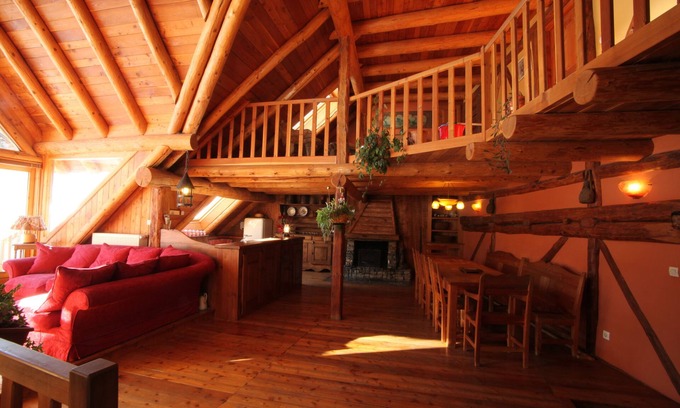 Cervieres Ski Chalet | Chalet 200m2 of the 18th century with sauna, fireplace and Jacuzzi.