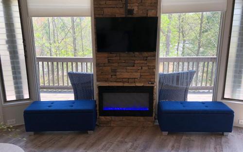 Big Canoe Ski Chalet | Chalet 40 - Sip Coffee on the Wraparound Deck with Treetop Views