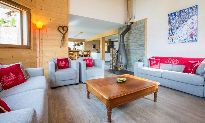 Les Gets Ski Chalet | Chalet Abracadabra, les Gets. 4 bedrooms sleeps 11