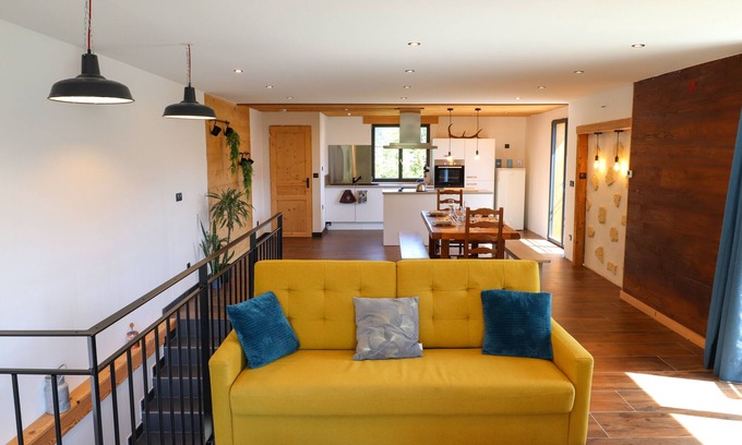 Saint-Jean-de-Belleville Ski Chalet | Chalet Anna