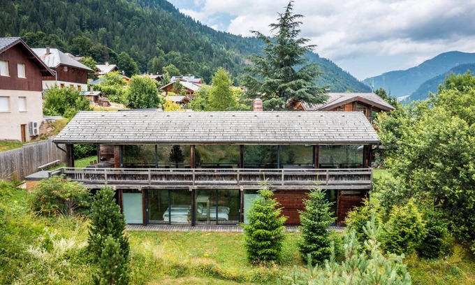 Essert-Romand Ski Chalet | Chalet 'Bella' with Mountain View, Private Terrace and Wi-Fi