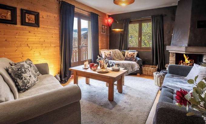 Montriond Ski Chalet | Chalet Bolay - family base for 8 with garden & hot tub - OVO Network