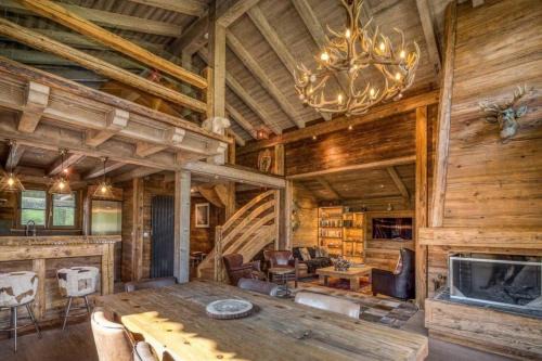 Demi-Quartier Ski Chalet | Chalet Canopée