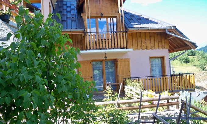 Valloire Ski Chalet | Chalet casi au pied des pistes ! à 800m du télésièges