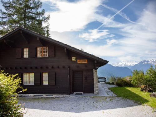 Ollon Ski Chalet | Chalet Chalet L'Escapade by Interhome