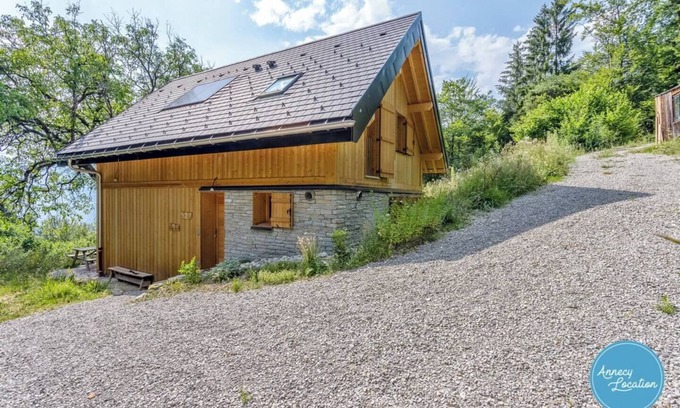 Rovagny Ski Chalet | Chalet Chenavan – Secluded Retreat in the Heights of Talloires