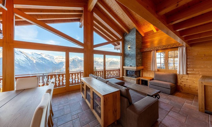 Saint-Pierre-de-Clages Ski Chalet | Chalet Ciel de Lit - Vue imprenable