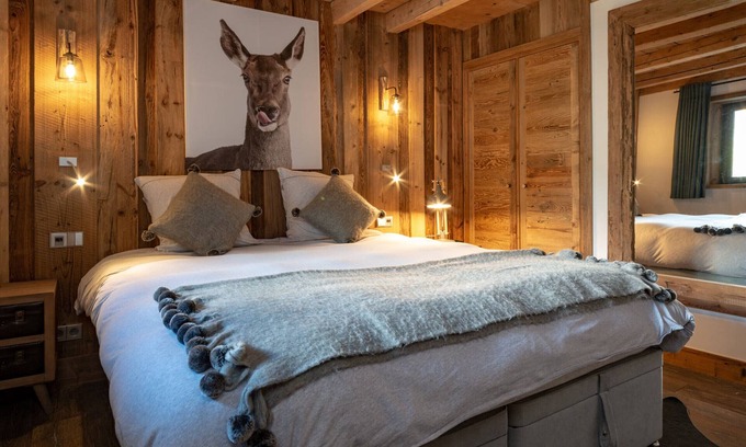 Le Praz Ski Chalet | Chalet Courchevel, 5 bedrooms, 12 persons