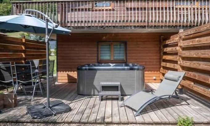 Rochesson Ski Chalet | Chalet du Bouchot & Jacuzzi Privatif