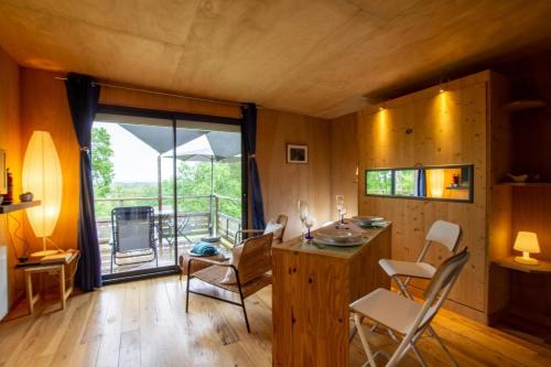 Lamothe-Montravel House | Chalet du domaine de rafin