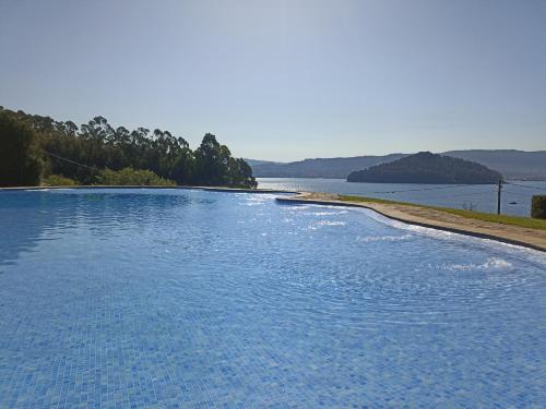 Chancelas House | Chalet en Combarro a pie de playa