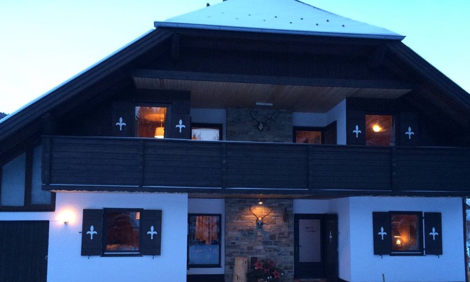 Thomatal House | Chalet Forsthaus - a veritable Schmuckstück- just 3 minutes to ski lift