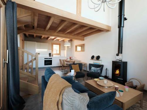 Saint-Martin-de-Belleville Ski Chalet | Chalet Léa · Ski-in/Ski-out · Wifi Gratuit · Jacuzzi · Sauna · Parking Couvert · 6 Personnes - FR-1-344-803