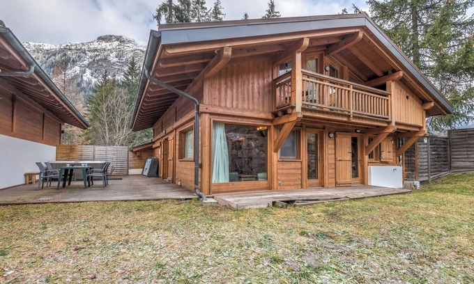 Chamonix-Mont-Blanc Ski Chalet | Chalet Hideaway 1 - Welkeys
