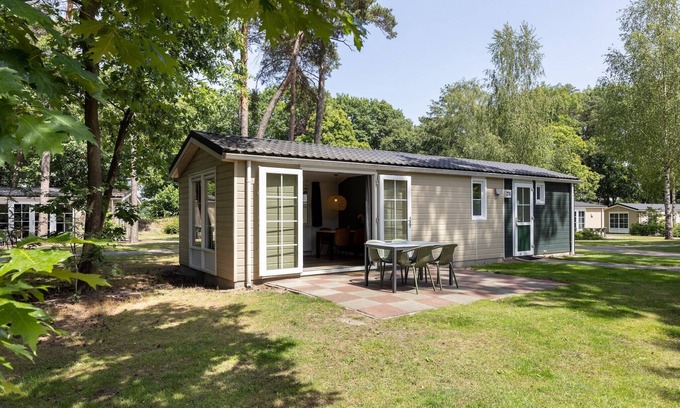 Vlierden Ski Chalet | Chalet in De Peel near Forest