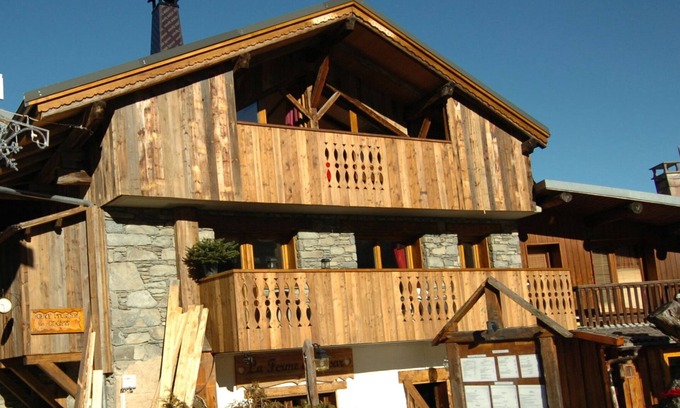 Montchavin Ski Chalet | Chalet in the center of Montchavin-La Plagne facing south facing slopes and mountains