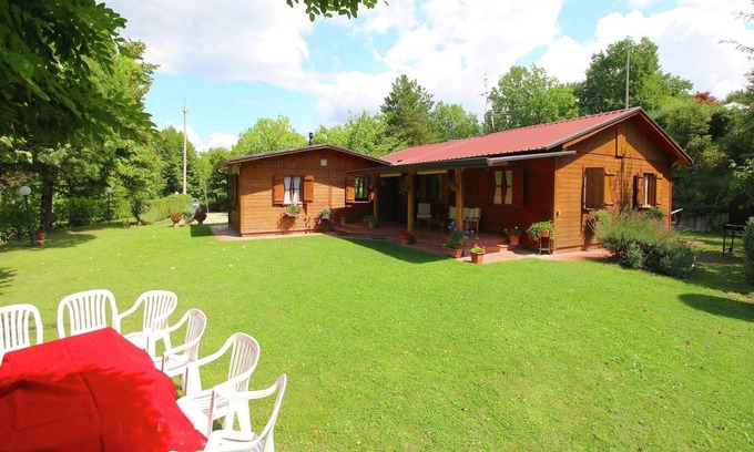 Citta di Castello Ski Chalet | Chalet in Umbria with Private Pool
