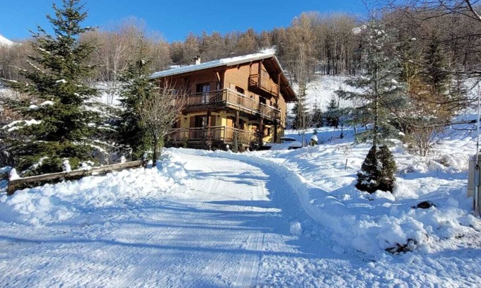 Allos Ski Chalet | Chalet Jeannot Luxury chalet in La Foux d'Allos altitude 1715m