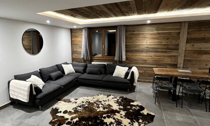 Saint-Sorlin-d'Arves Ski Chalet | Chalet Jogidi