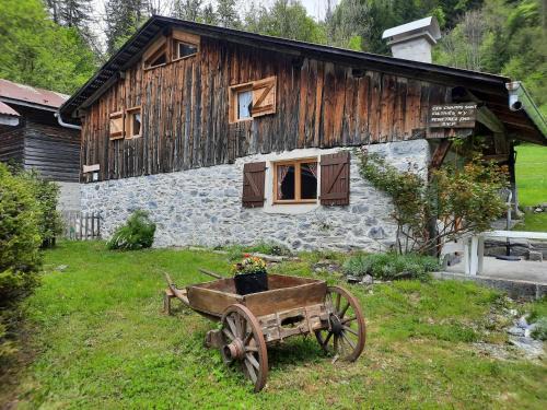 Sixt-Fer-a-Cheval Ski Chalet | Chalet la corne du chamois