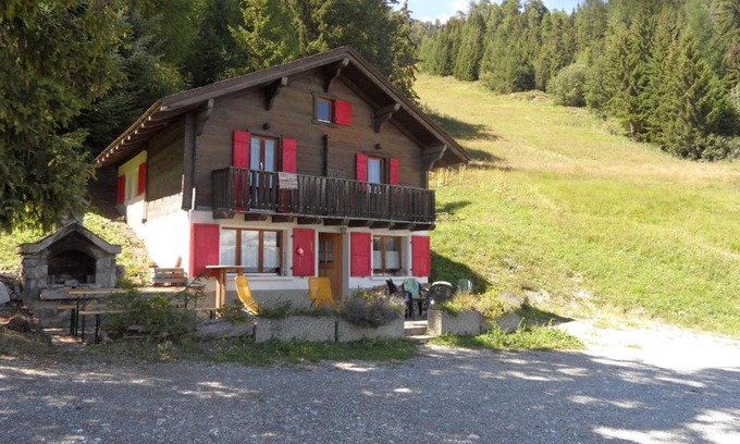 Anzere Ski Chalet | Chalet la Regin Anzere