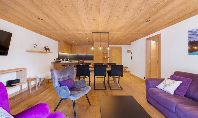 Grimentz Apartment | Chalet Larchwood by Mrs Miggins 2