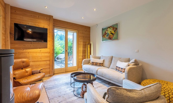 Le Grand-Bornand Apartment | Chalet le 4- N°1. swimming pool, sauna, gym in a unique setting.