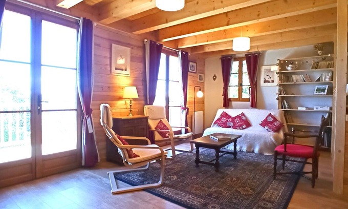 Bogeve Ski Chalet | Chalet "Le Refuge des Mougis", independent, quiet, with a view!