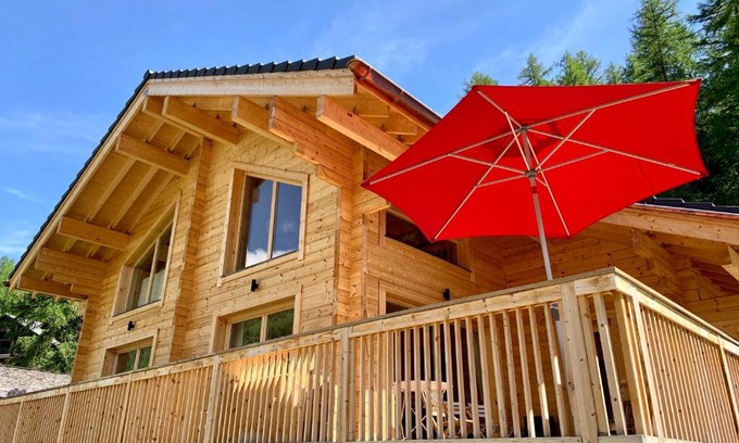 Zinal Ski Chalet | Chalet PapaGna