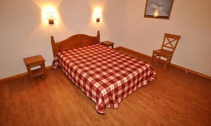 Puy-Saint-Vincent Ski Chalet | Chalet, ski-in/ski-out & foot of the slopes, fitness, swimming pool, tv, 62m², Puy-Saint-Vincent
