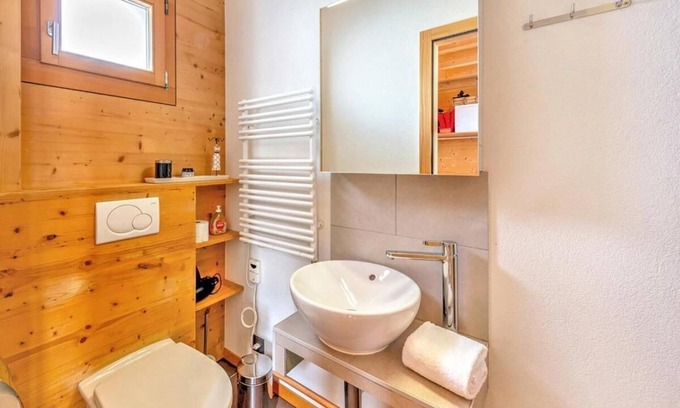 Heremence Ski Chalet | Chalet, ski-in/ski-out & foot of the slopes, sauna, terrace, balcony, fireplace or stove, parking