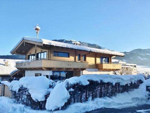 Sankt Johann in Tirol House | Chalet Tannweg In Sankt Johann In Tirol