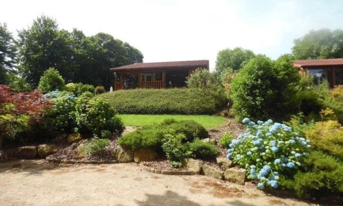 Saint-Germain-de-Tallevende-la-Lande-Vaumont Ski Chalet | Chalet Vire (Lac de la Dathée)