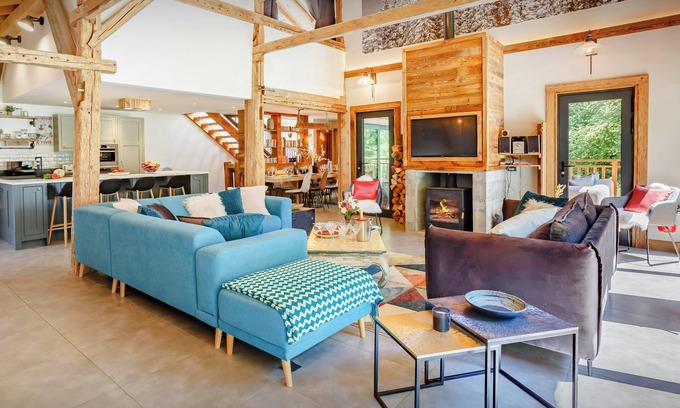 La Riviere-Enverse Ski Chalet | Chalet Vivaldaim - peaceful family base 15p with nordic bath - OVO Network
