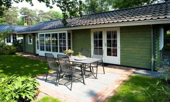 Belfeld House | Chalet with 2 bedrooms, a sauna and a terrace