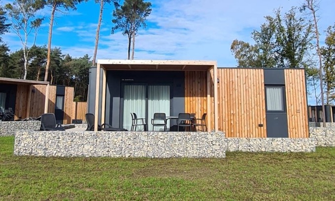 Zutendaal Ski Chalet | Chalet with 3 bedrooms and a terrace