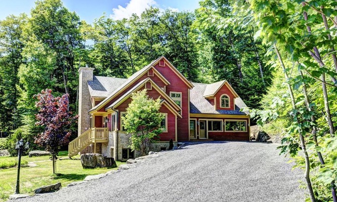 Stoneham Ski Chalet | Chalets Alpins -11 Chemin des Montagnards
