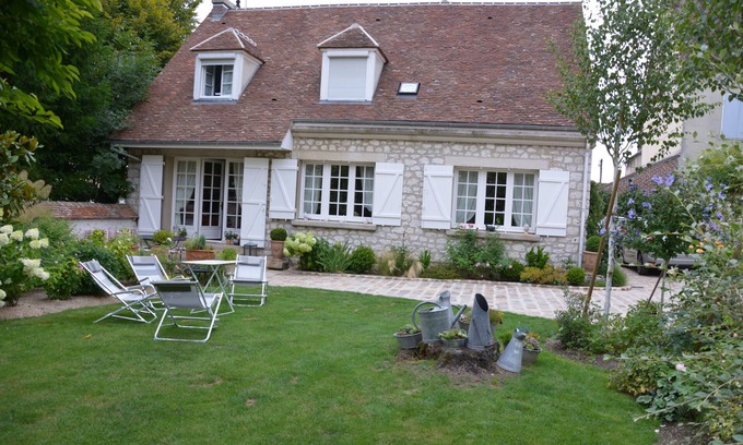 Provins Bed & Breakfast | Chambre d'hotes Le Clos de Provins