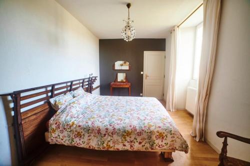 Sainte-Marie-du-Mont Bed & Breakfast | Chambre Des Prés à la ferme de Franqueville