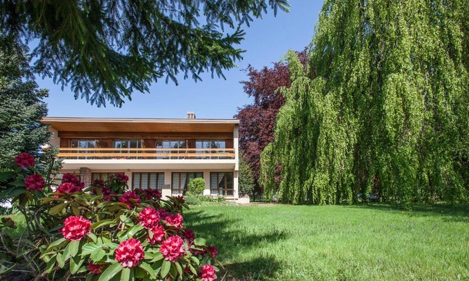 Anould Bed & Breakfast | Chambres d'hôtes Domaine des Iris