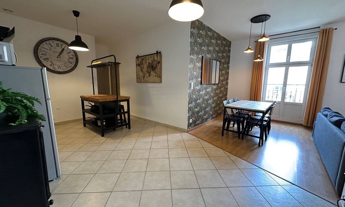 Epernay Apartment | Champagne BNB - L'Atelier