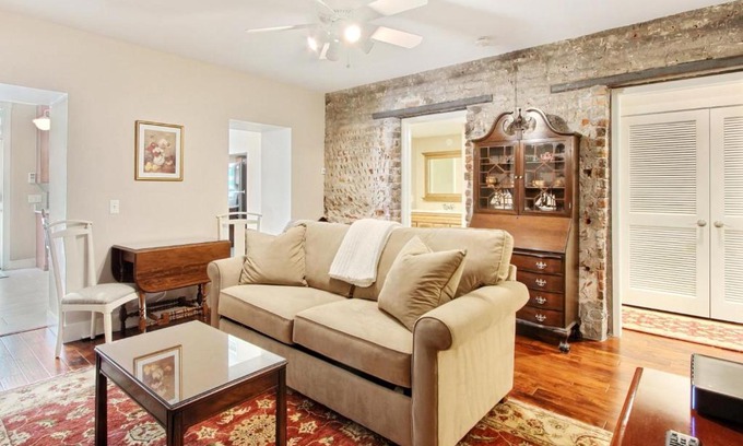 Savannah Victorian District Apartment | Change of Place Garden Level