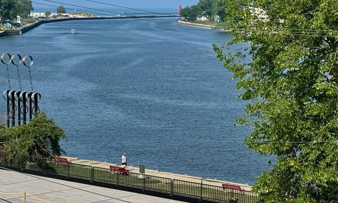 Grand Haven Condo | Channelside Getaway, Luxury Condo on Boardwalk