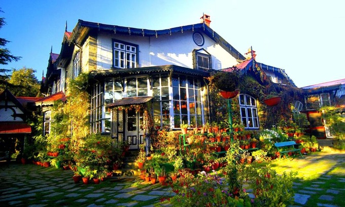 Shimla House | Chapslee Hotel