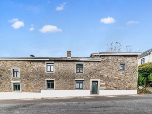 Cherain House | Characteristic holiday home in Cherain with balcony