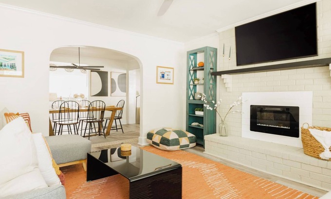 North Charleston House | Charleston Charm - Spacious 3BR + Bikes/Scooters!