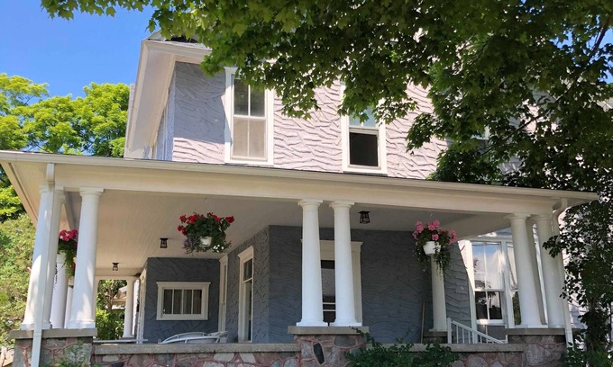 Charlevoix Bed & Breakfast | Charlevoix House